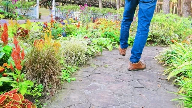 石畳の魅力とは？エクステリアに取り入れるメリットや活用法