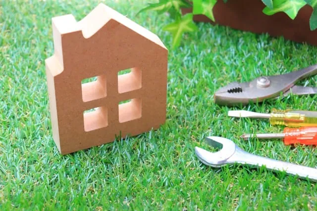 エクステリアを自分で！DIYでできる外構工事のアイディアと注意点